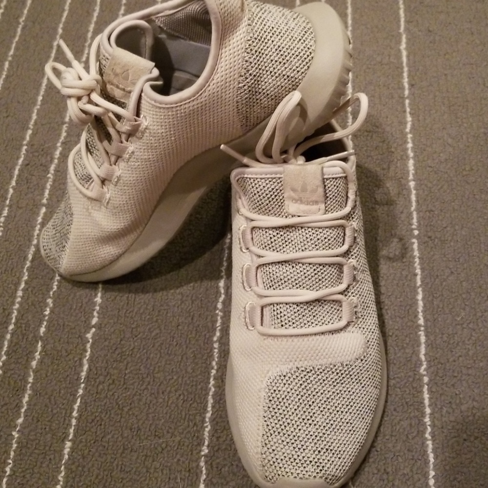 Adidas tubular shadows